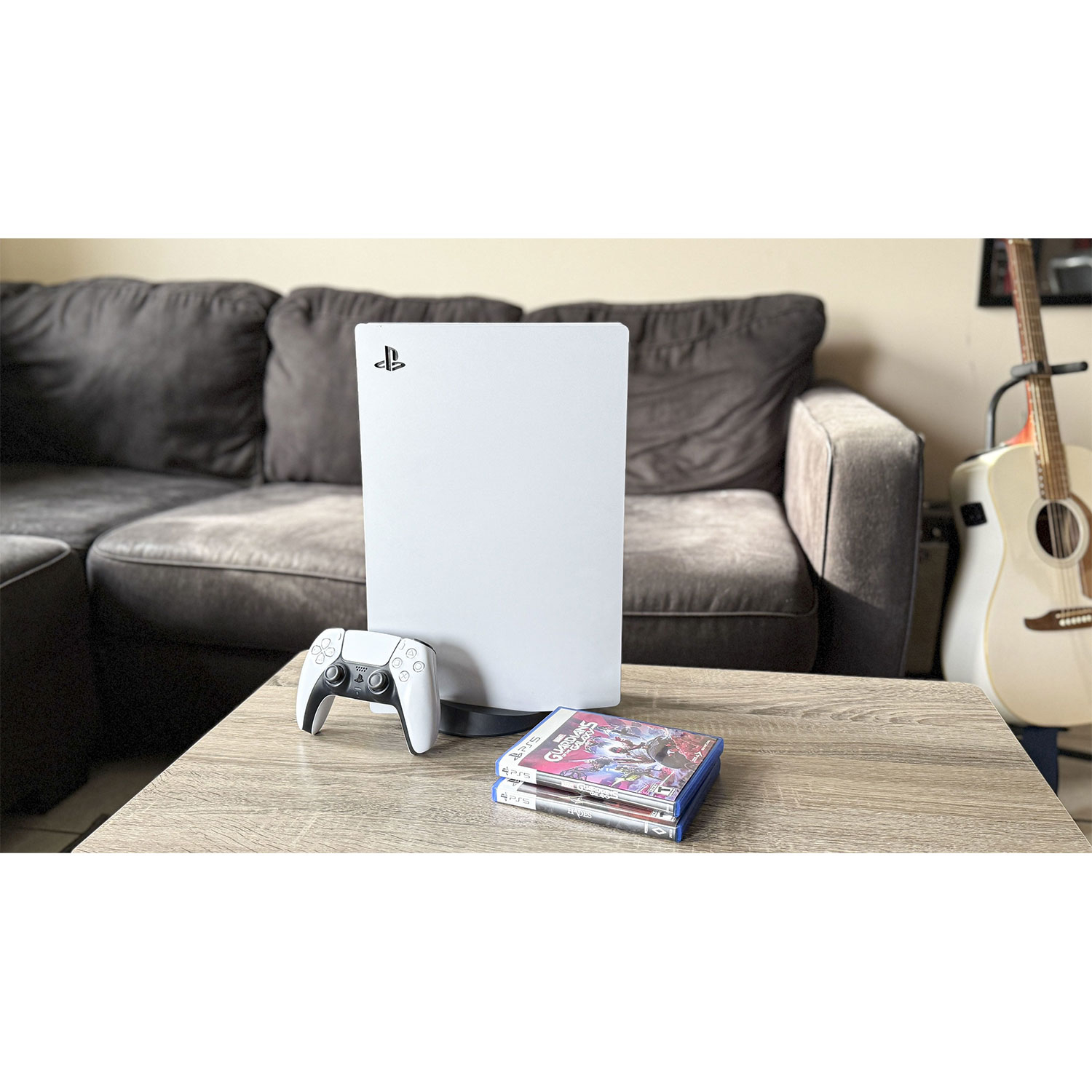 کنسول بازی سونی مدل PlayStation 5 ظرفیت 825 گیگابایت ریجن 1200 آسیا به همراه دسته اضافی و پایه شارژر و بازی FIFA 23