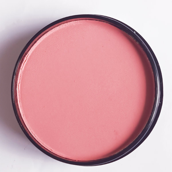 رژگونه نایسپیدو شماره 212